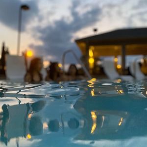 Meet your Posher, Hailey